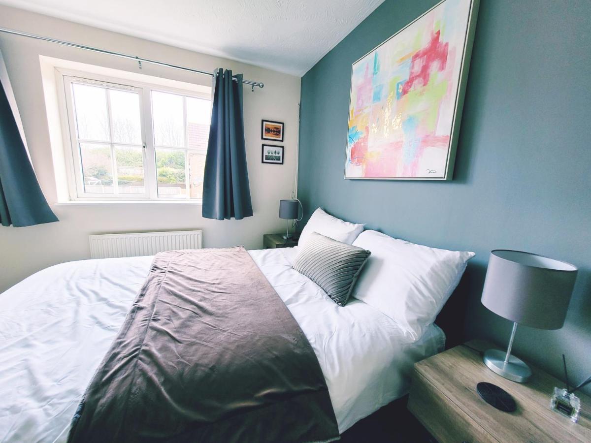 Modern 2 Bed House- Free Parking And Close To The Centre Bristol